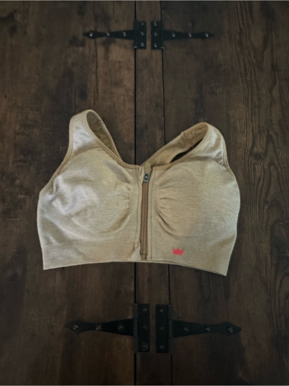 SHEFIT Beige Front-Zip Seamless Sports Bra with Pink Logo